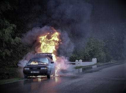 car-accident-2789841_640